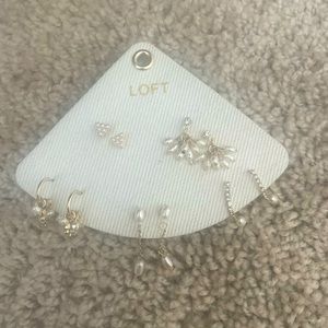Loft Pearl Earring Set - new!